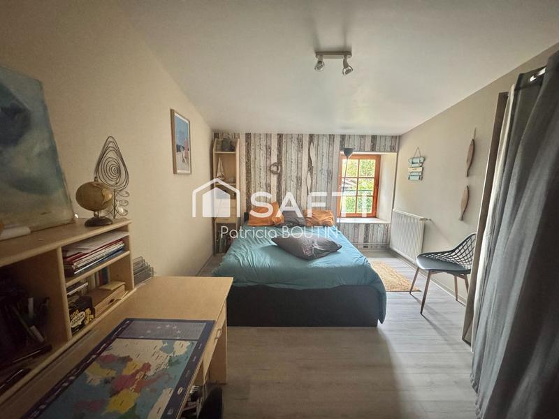 Maison - 167 m² - 8 pièces