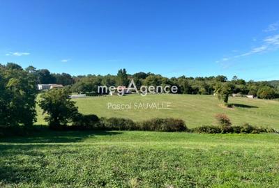 Terrain constructible - 6 820 m²