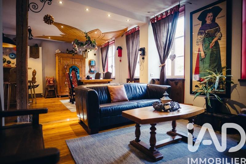 Maison - 202 m² - 5 pièces