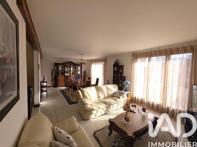 Maison - 136 m² - 6 pièces