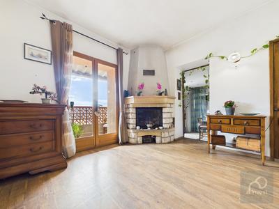 Maison traditionnelle - 105 m² - 5 pièces