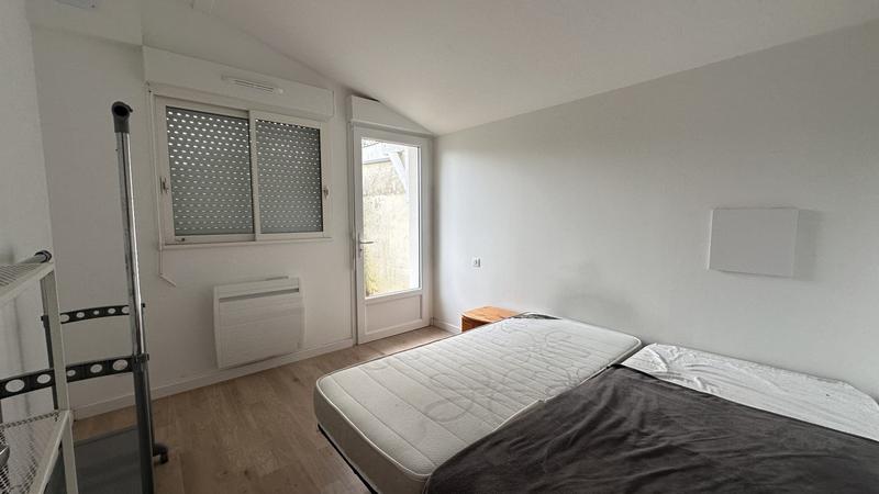 Maison contemporaine - 140 m² - 8 pièces