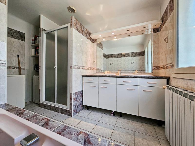 Maison - 116 m² - 4 pièces