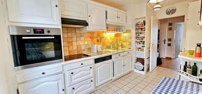 Appartement - 81 m² - 4 pièces