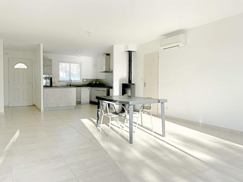 Maison - 93 m² - 5 pièces