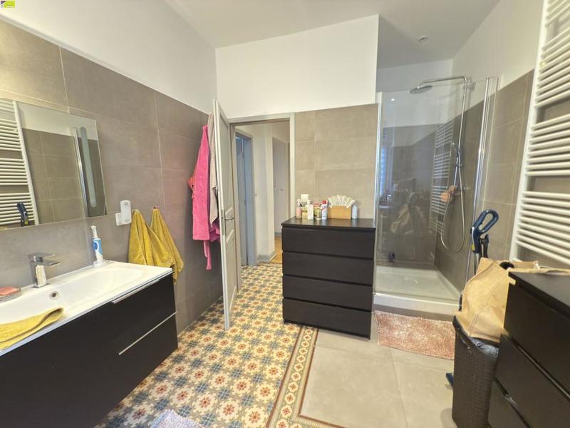 Appartement - 110 m² - 4 pièces