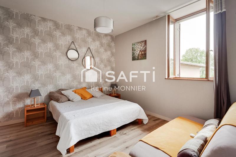 Maison - 548 m² - 16 pièces