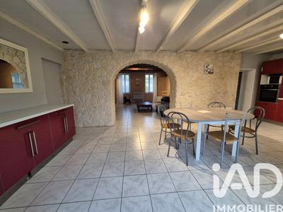Maison de campagne - 259 m² - 11 pièces