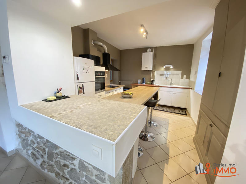 Maison - 90 m² - 4 pièces