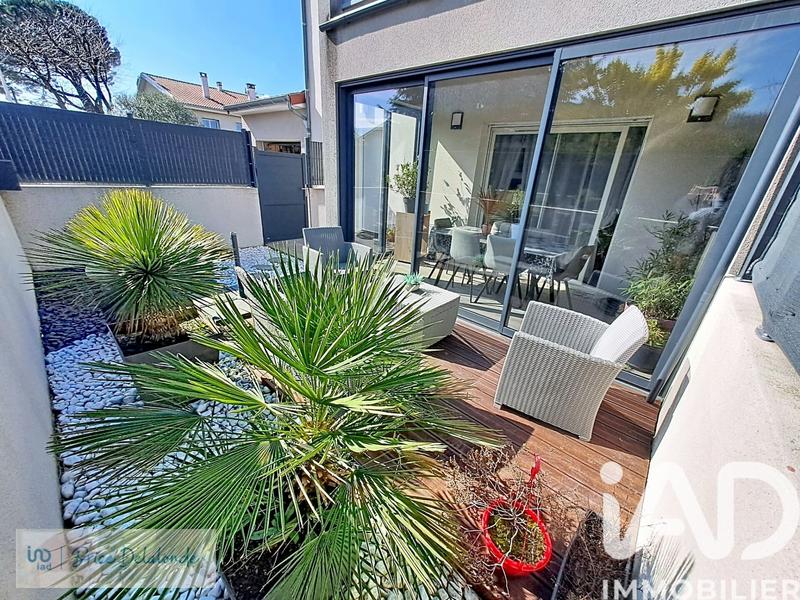 Maison - 111 m² - 4 pièces