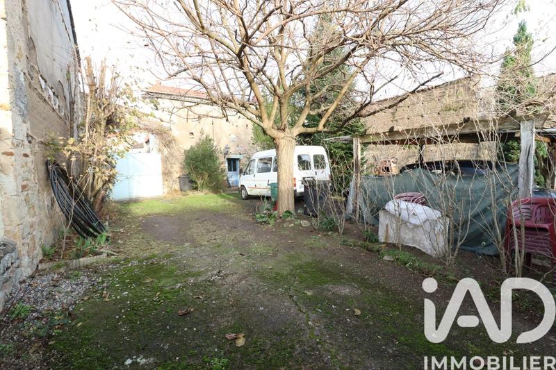 Maison - 238 m² - 6 pièces