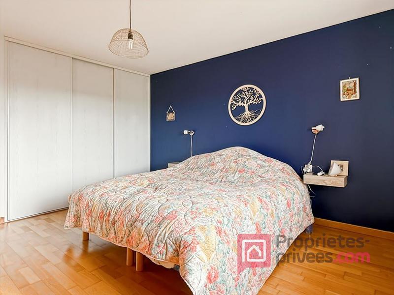 Maison - 189 m² - 9 pièces