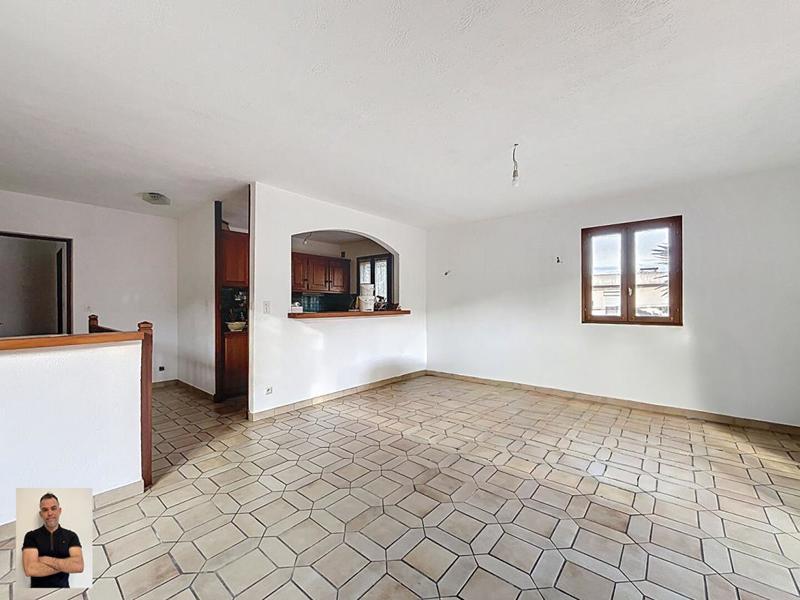 Maison - 105 m² - 6 pièces