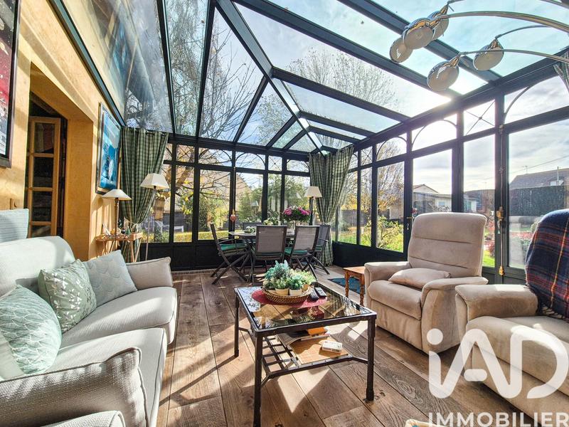 Maison - 213 m² - 7 pièces