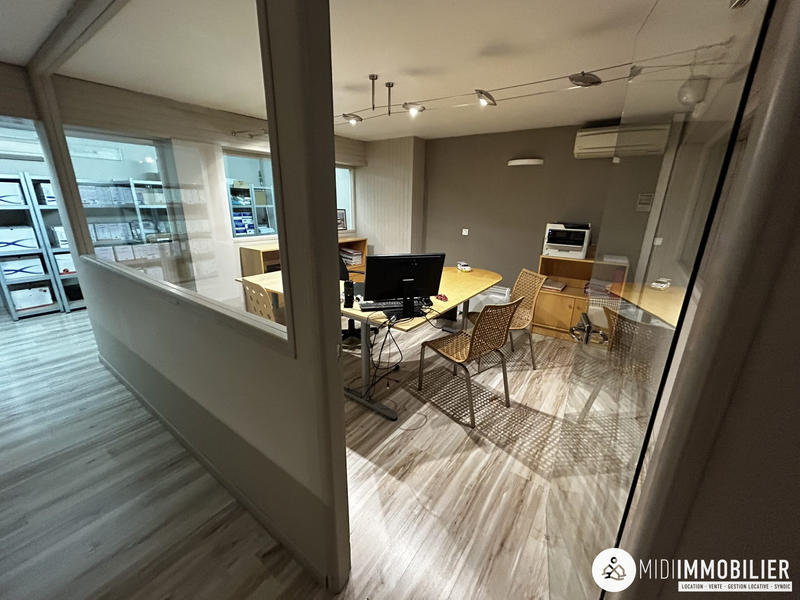 Local commercial - 450 m² - 4 pièces