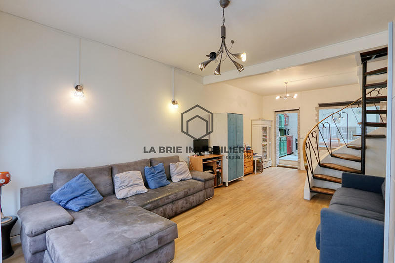 Maison - 76 m² - 3 pièces