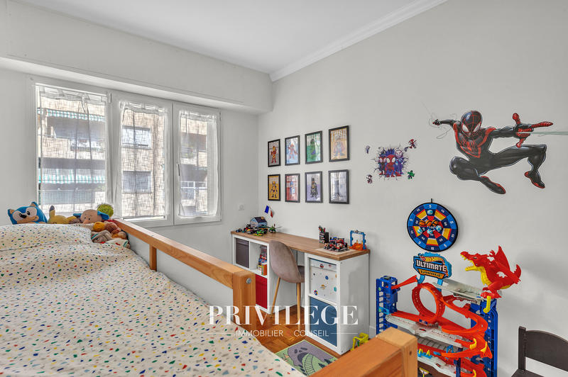 Appartement - 83 m² - 4 pièces