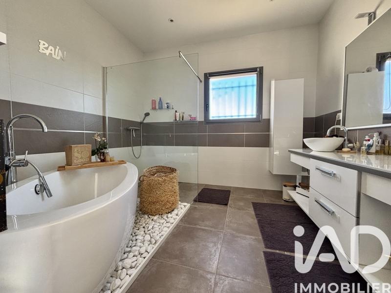 Maison - 145 m² - 5 pièces