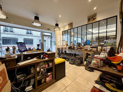 Local commercial - 137 m² - 5 pièces