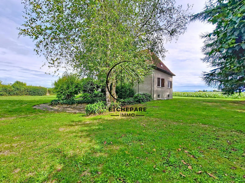 Maison - 167 m² - 6 pièces