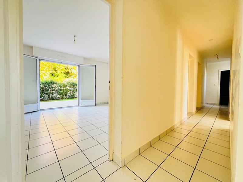 Appartement - 85 m² - 4 pièces