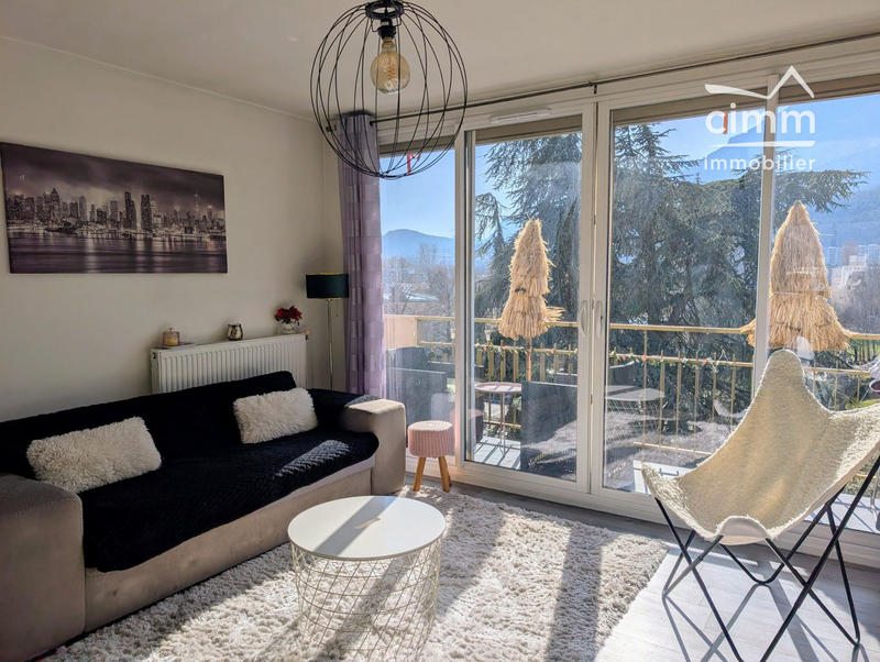 Appartement - 71 m² - 4 pièces