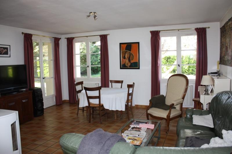 Maison - 200 m² - 7 pièces