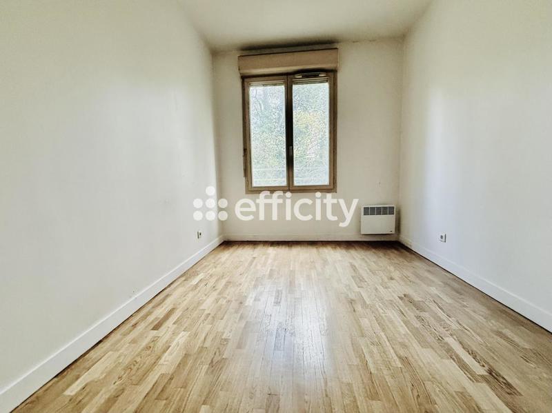 Appartement - 146 m² - 6 pièces