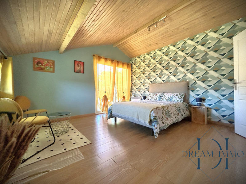 Maison contemporaine - 200 m² - 6 pièces