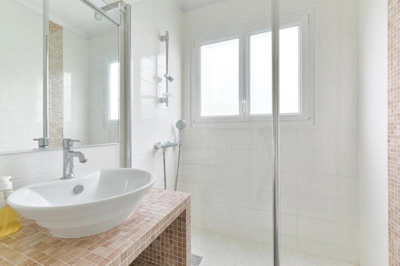 Moulin - 178 m² - 8 pièces