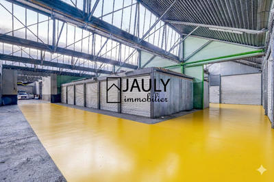 Local commercial - 6 825 m²