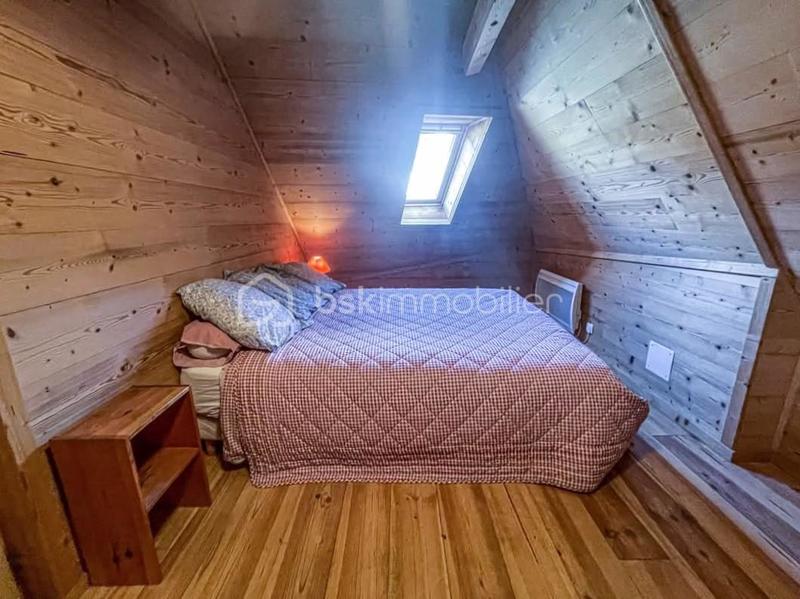 Loft - 78 m² - 5 pièces