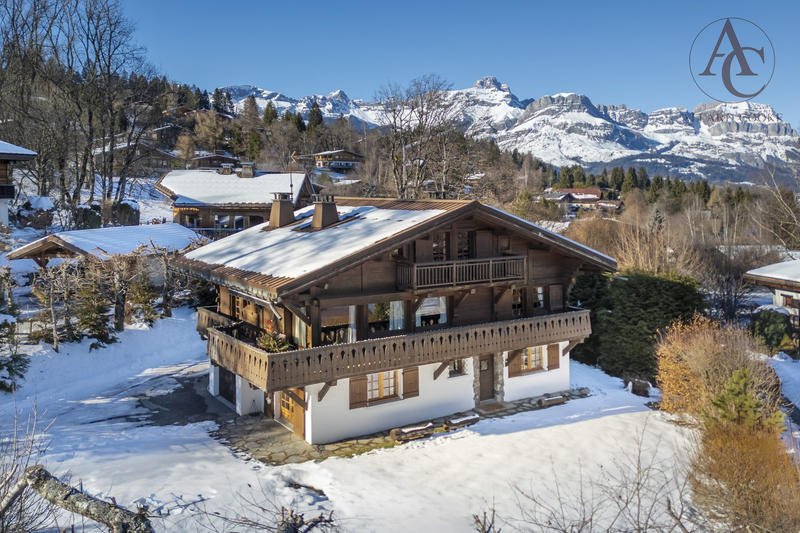 Châlet - 192 m² - 8 pièces