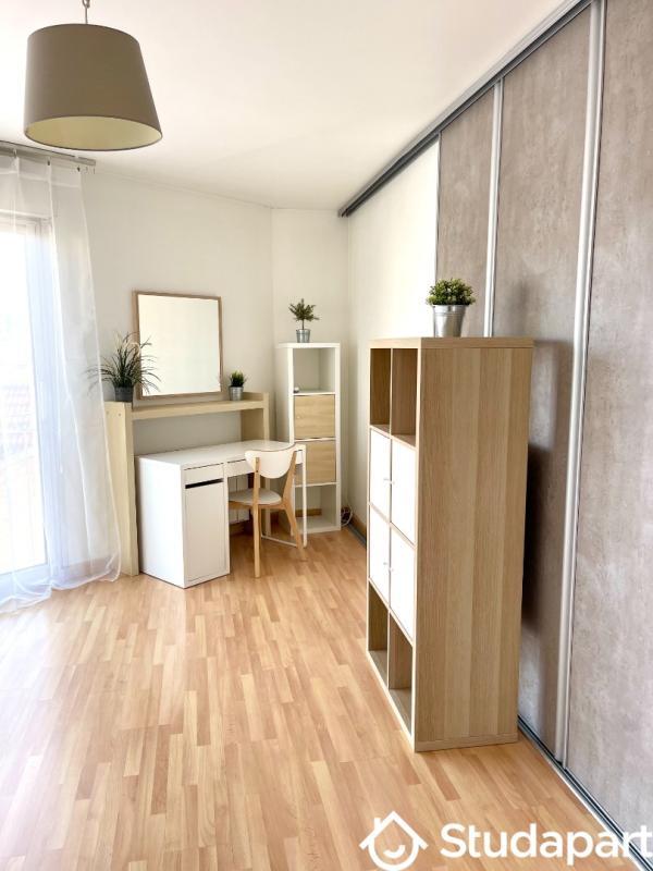 Chambre - 9 m² - 1 pièce