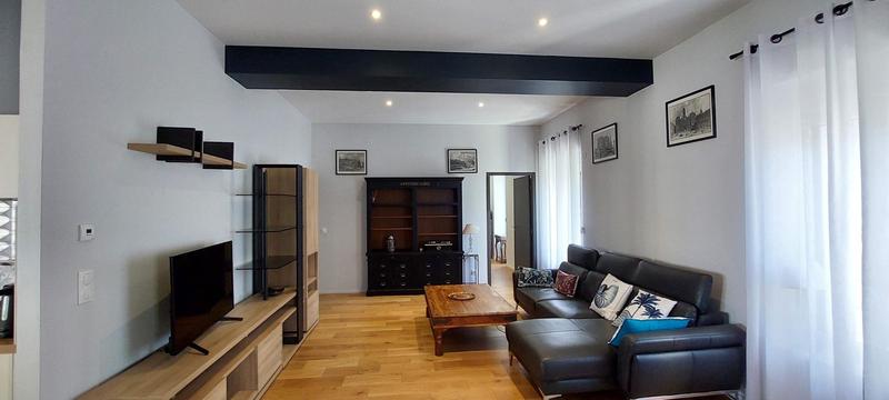 Appartement - 105 m² - 4 pièces