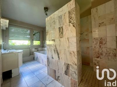 Maison de village - 236 m² - 9 pièces