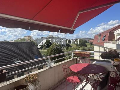 Appartement - 100 m² - 4 pièces