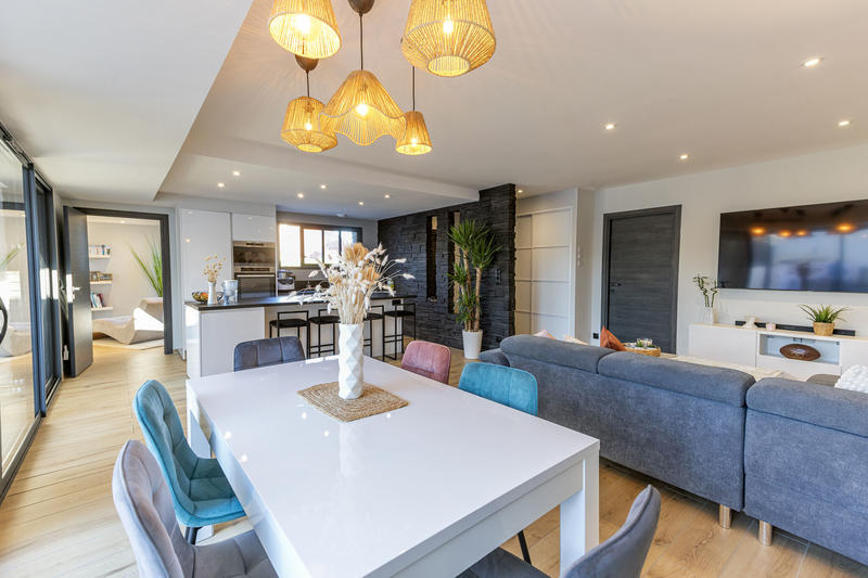 Maison - 150 m² - 4 pièces