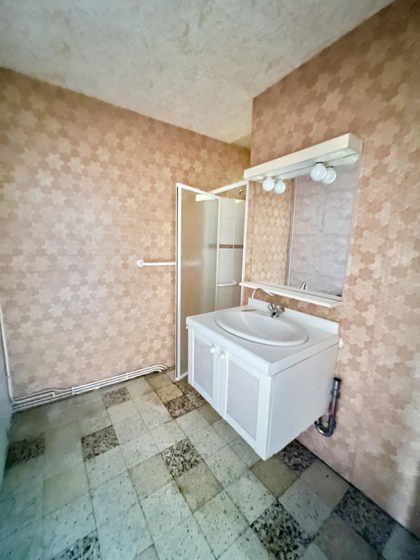 Maison - 189 m² - 8 pièces