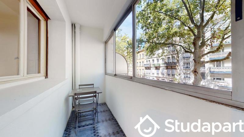 Chambre - 11 m² - 1 pièce