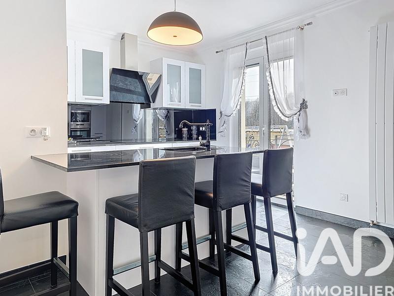 Maison - 170 m² - 7 pièces