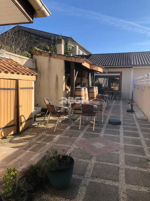 Fonds de commerce - Magasins - 120 m²