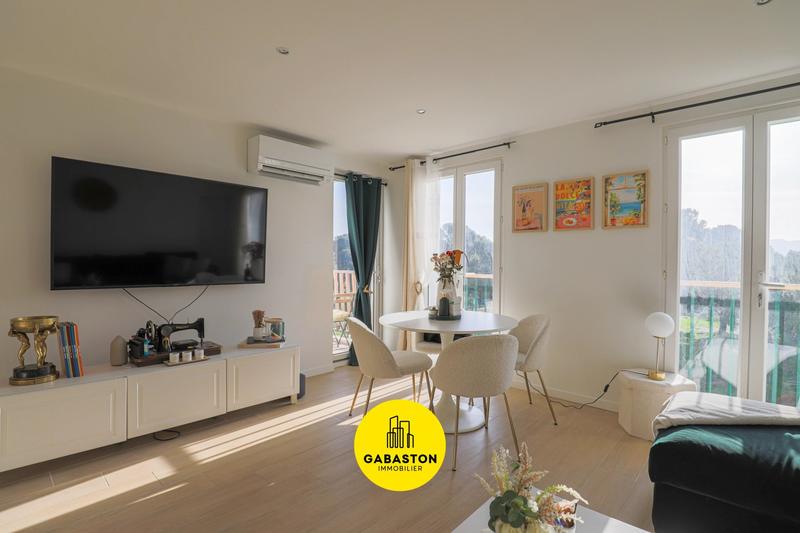 Appartement - 61 m² - 3 pièces