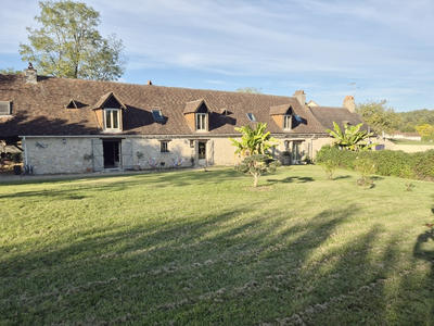 Maison - 226 m² - 6 pièces