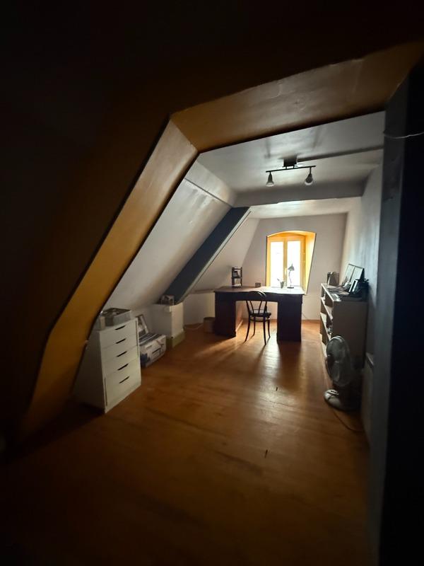 Maison de ville - 212 m² - 8 pièces