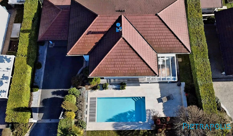 Maison - 170 m² - 6 pièces