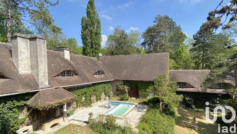 Maison - 350 m² - 14 pièces