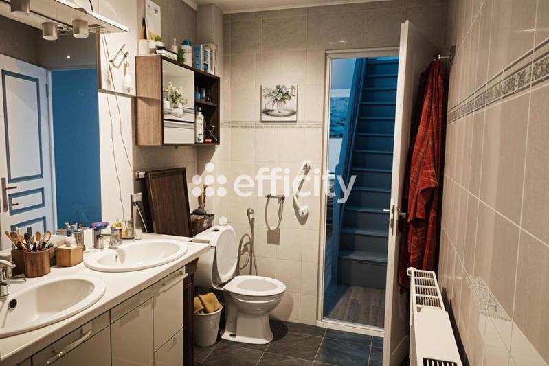 Maison - 103 m² - 5 pièces