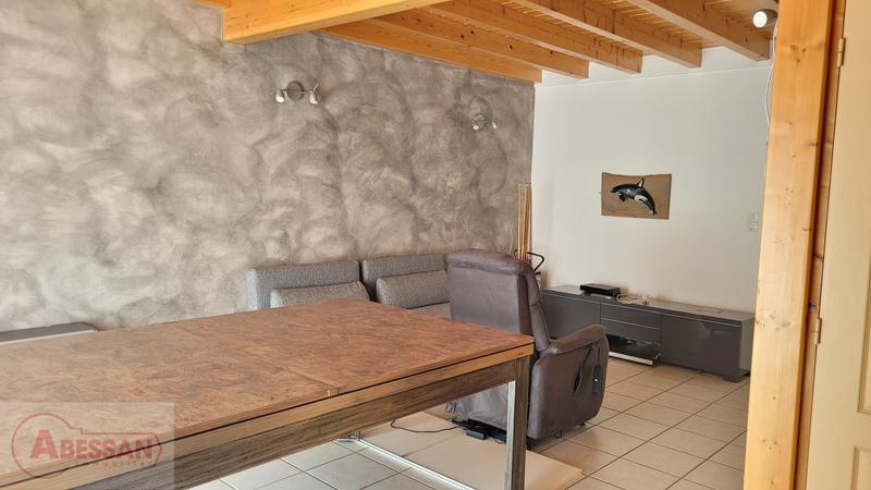 Maison - 220 m² - 9 pièces