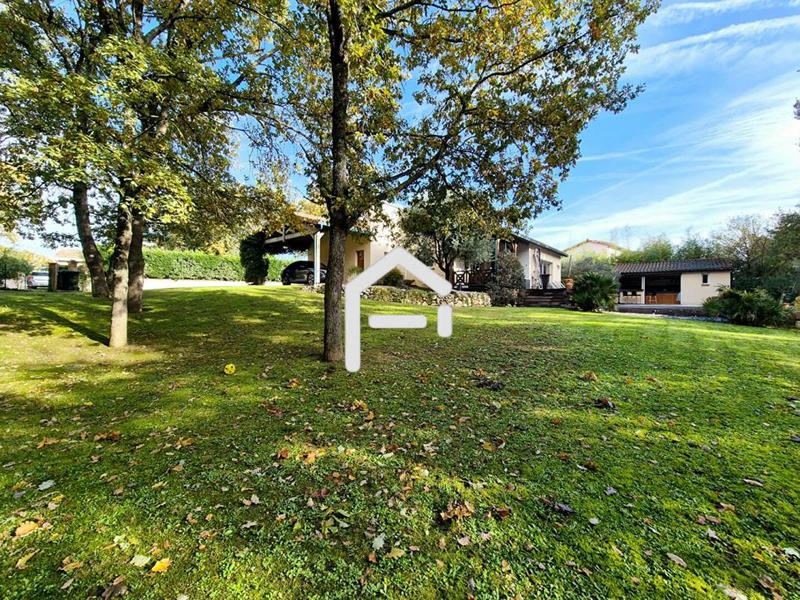 Maison - 170 m² - 6 pièces